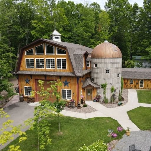 Upper Barn Retreat at Friedenswald.